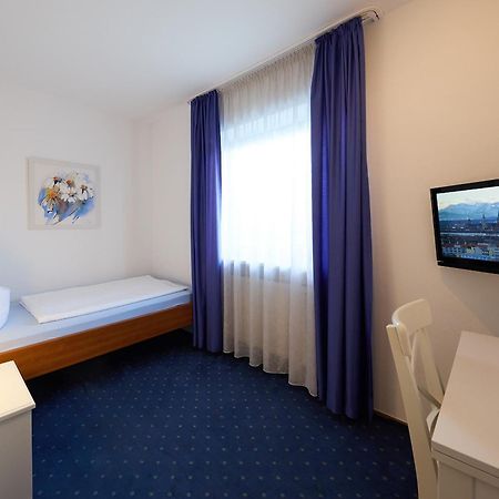Hotel Garni Demmel Bruckmühl Eksteriør billede