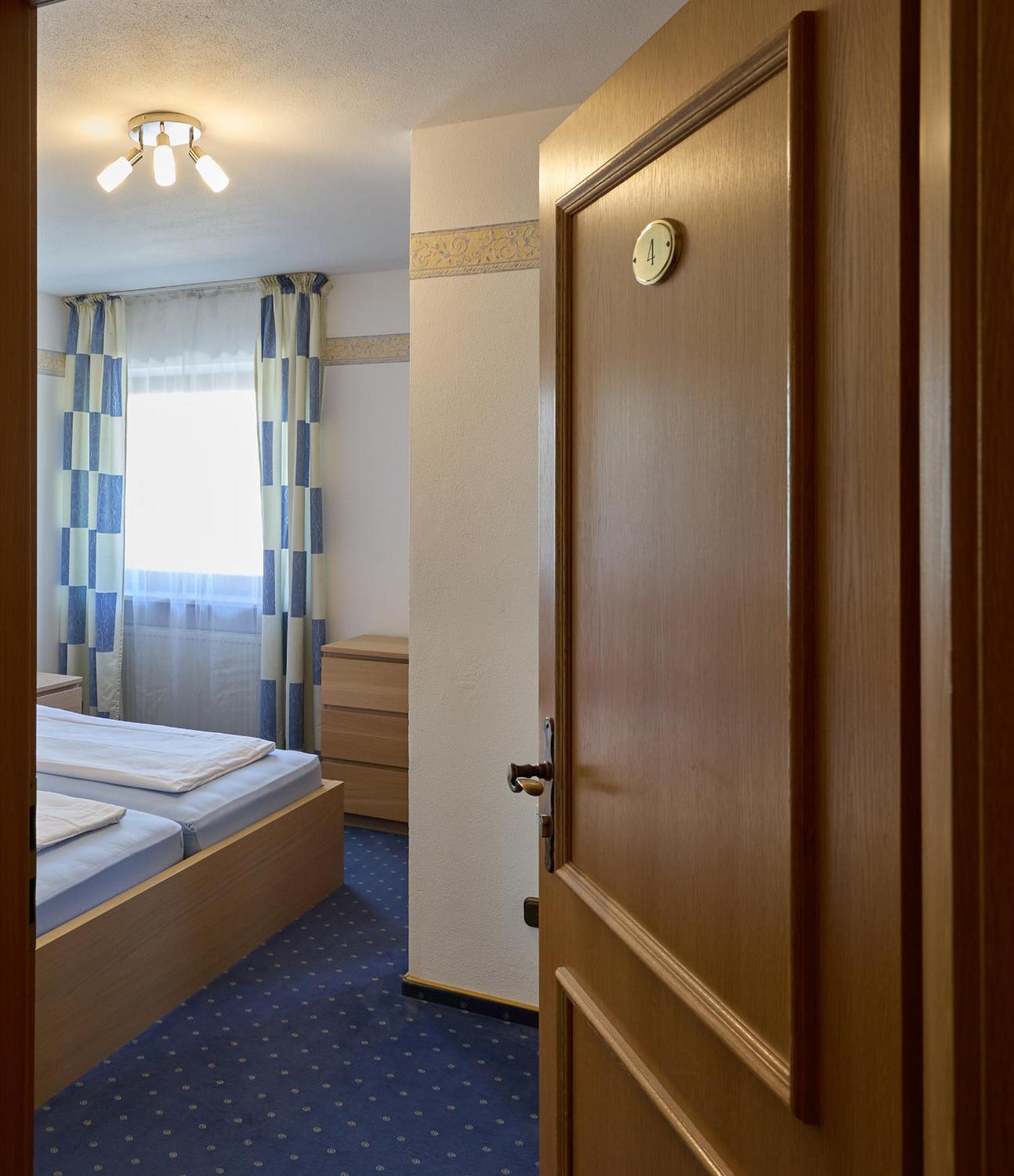Hotel Garni Demmel Bruckmühl Eksteriør billede